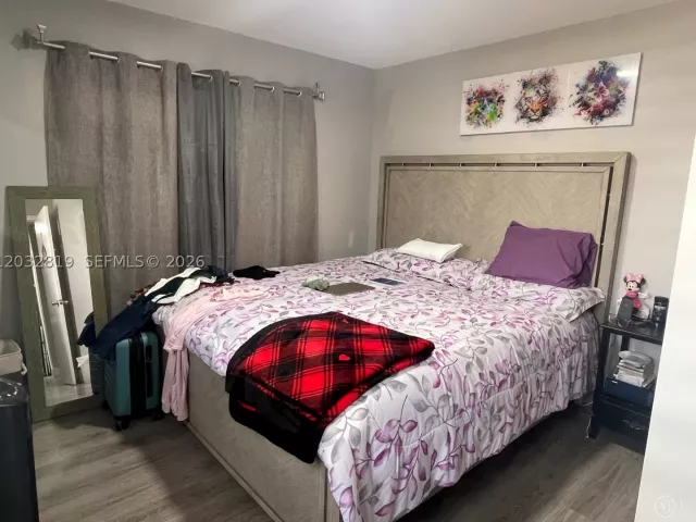 3-bedroom home for sale in Miami - 14356 SW 96th Ter - MondialRealty