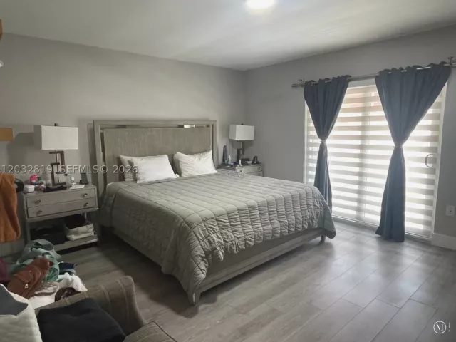 3-bedroom home for sale in Miami - 14356 SW 96th Ter - MondialRealty
