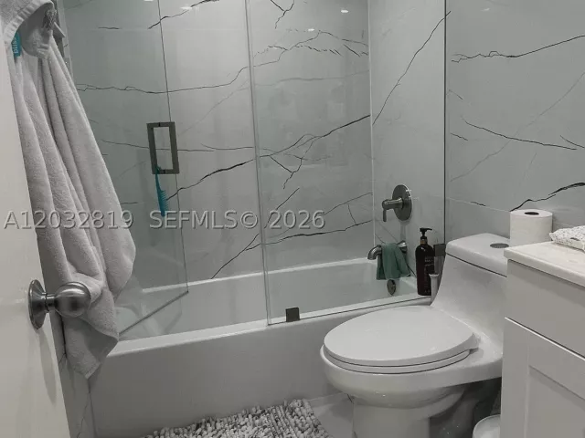3-bedroom home for sale in Miami - 14356 SW 96th Ter - MondialRealty