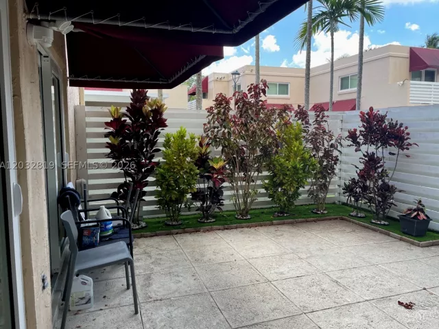 3-bedroom home for sale in Miami - 14356 SW 96th Ter - MondialRealty