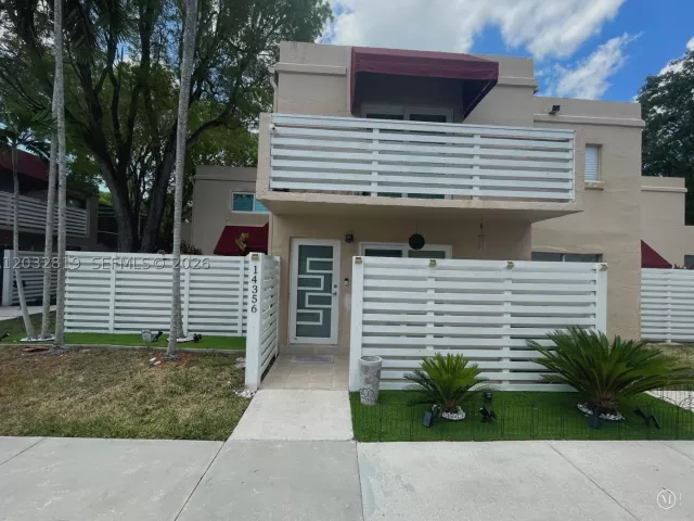 3-bedroom home for sale in Miami - 14356 SW 96th Ter - MondialRealty