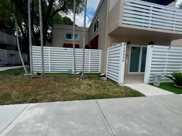 3-bedroom home for sale in Miami - 14356 SW 96th Ter - MondialRealty