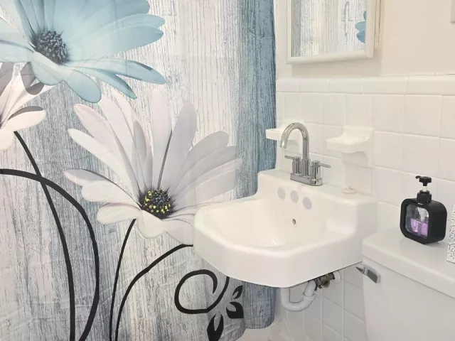 2-bedroom home for sale in Hollywood - 2032 Fillmore Street - MondialRealty