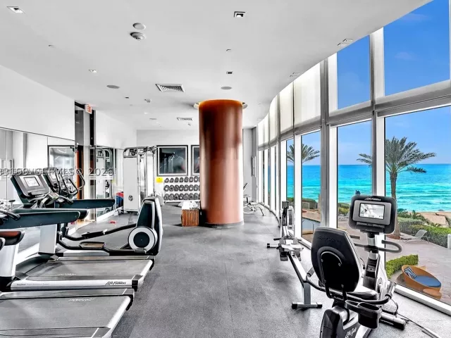 2-bedroom condo for sale in Sunny Isles Beach - 17201 Collins Ave 2209 - MondialRealty