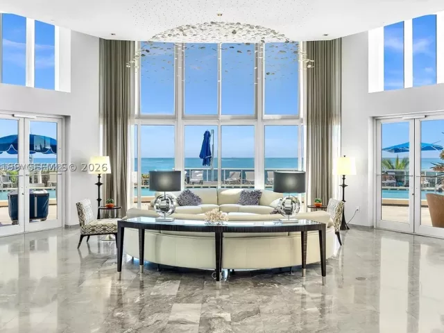 2-bedroom condo for sale in Sunny Isles Beach - 17201 Collins Ave 2209 - MondialRealty