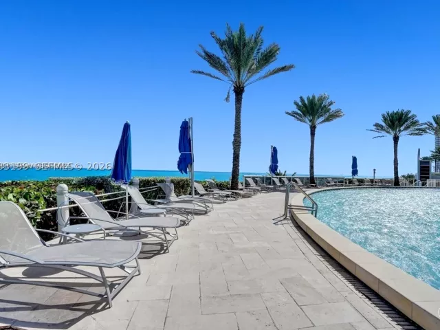 2-bedroom condo for sale in Sunny Isles Beach - 17201 Collins Ave 2209 - MondialRealty