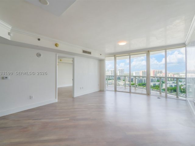 2-bedroom condo for sale in Sunny Isles Beach - 17201 Collins Ave 2209 - MondialRealty