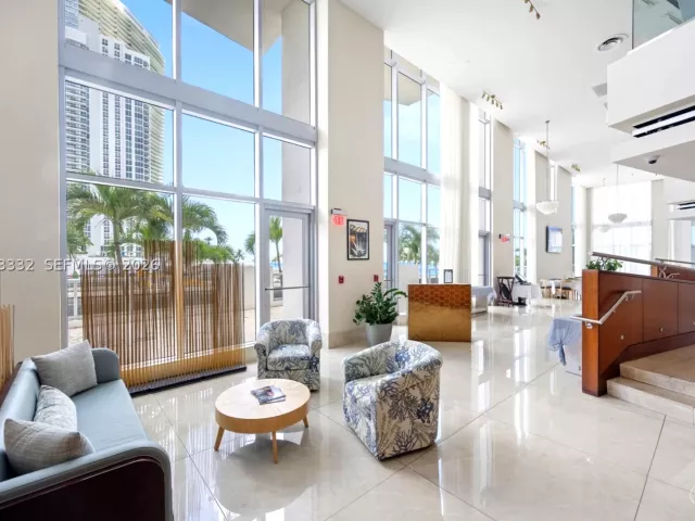 1-bedroom condo for sale in Sunny Isles Beach - 18683 Collins Ave 2503 - MondialRealty