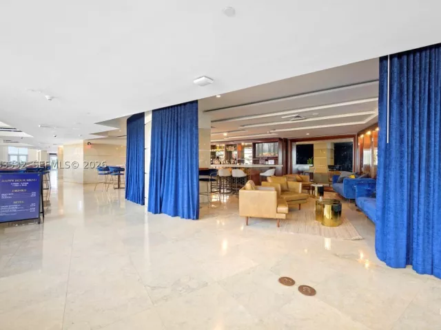 1-bedroom condo for sale in Sunny Isles Beach - 18683 Collins Ave 2503 - MondialRealty