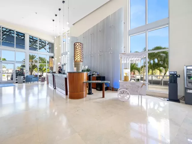1-bedroom condo for sale in Sunny Isles Beach - 18683 Collins Ave 2503 - MondialRealty