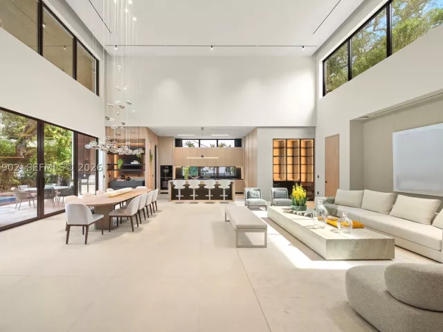 6-bedroom home for sale in Miami - 7895 SW 52nd Ct - MondialRealty