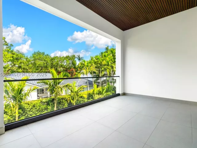 6-bedroom home for sale in Miami - 7895 SW 52nd Ct - MondialRealty