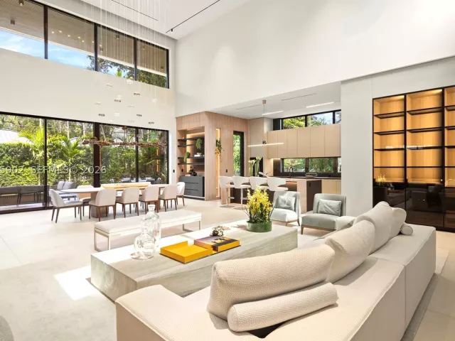 6-bedroom home for sale in Miami - 7895 SW 52nd Ct - MondialRealty