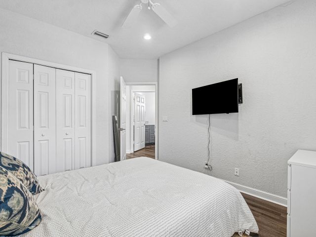 3-bedroom home for rent in Boca Raton - 4278 NW 65th Road - MondialRealty