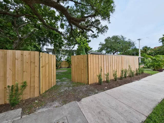 3-bedroom home for sale in Fort Lauderdale - 1101 SW 19th Avenue - MondialRealty
