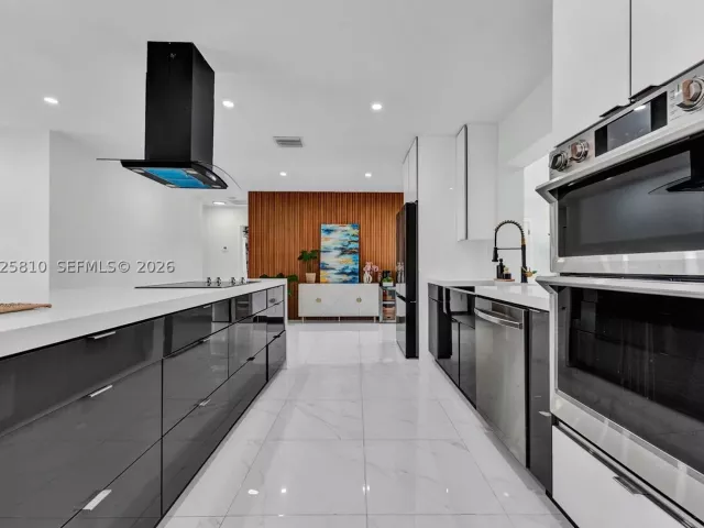 3-bedroom home for sale in Hollywood - 1446 Scott St - MondialRealty