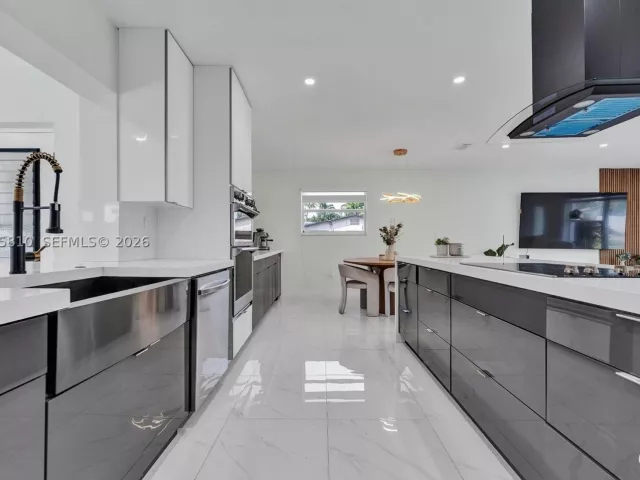 3-bedroom home for sale in Hollywood - 1446 Scott St - MondialRealty