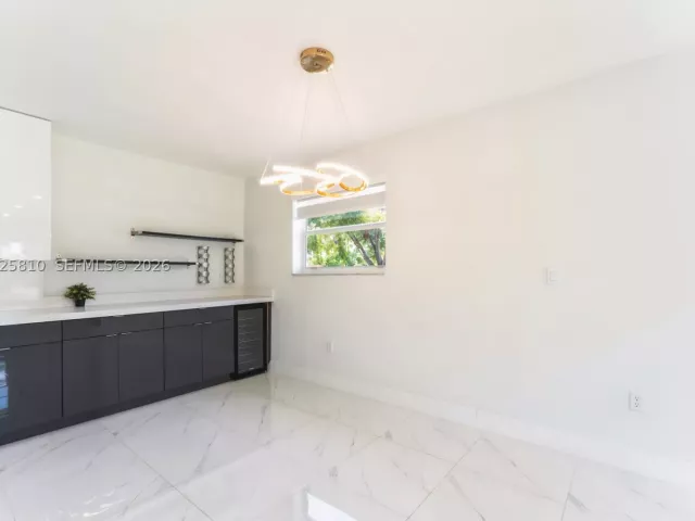 3-bedroom home for sale in Hollywood - 1446 Scott St - MondialRealty