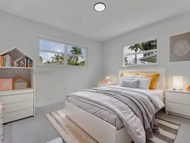 3-bedroom home for sale in Hollywood - 1446 Scott St - MondialRealty