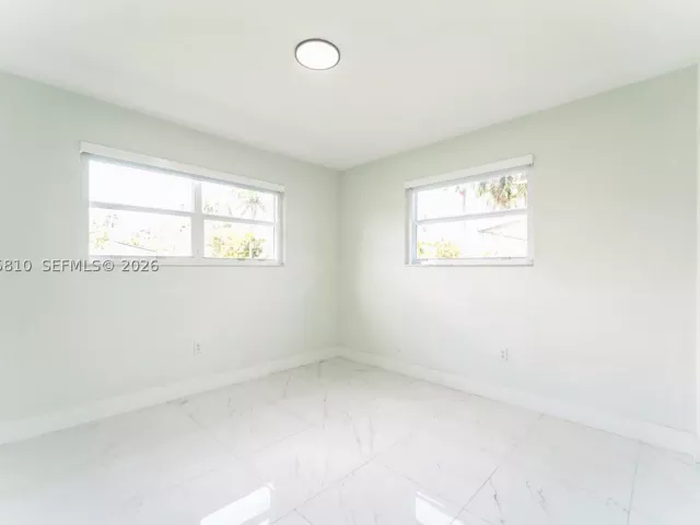 3-bedroom home for sale in Hollywood - 1446 Scott St - MondialRealty