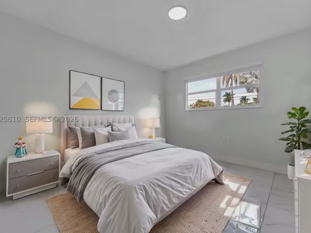 3-bedroom home for sale in Hollywood - 1446 Scott St - MondialRealty