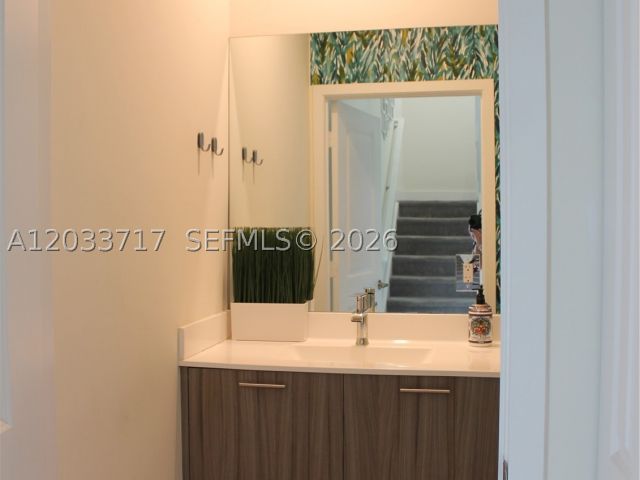3-bedroom home for sale in Doral - 8265 NW 41 ST C-110 - MondialRealty