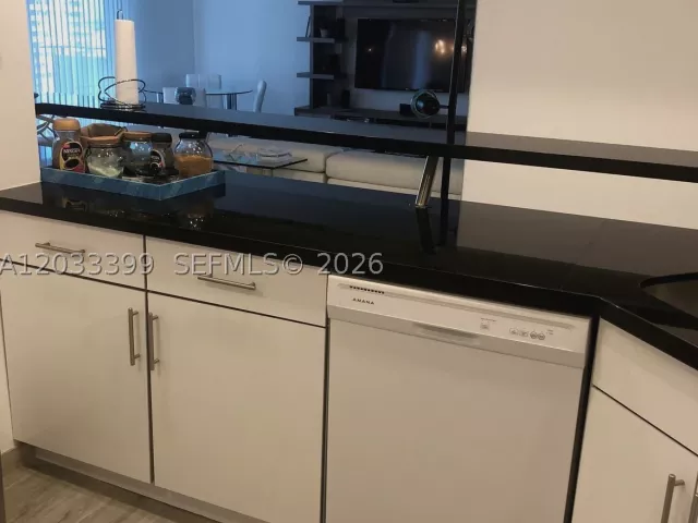 2-bedroom condo for sale in Hallandale Beach - 2030 S Ocean Dr 1826 - MondialRealty