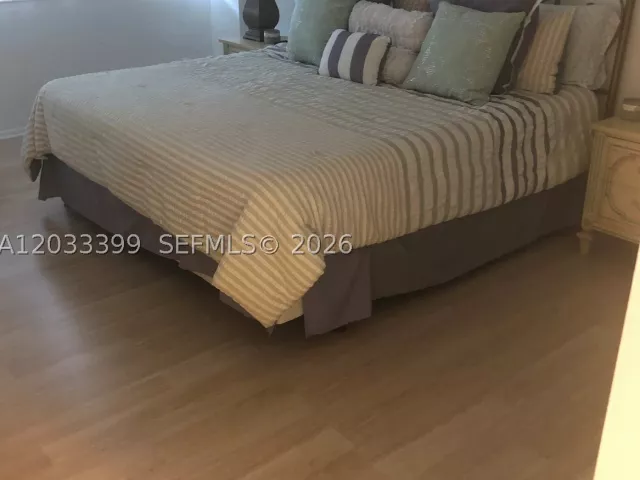 2-bedroom condo for sale in Hallandale Beach - 2030 S Ocean Dr 1826 - MondialRealty