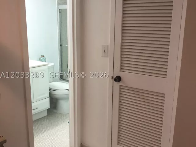 2-bedroom condo for sale in Hallandale Beach - 2030 S Ocean Dr 1826 - MondialRealty