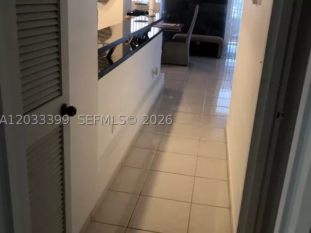 2-bedroom condo for sale in Hallandale Beach - 2030 S Ocean Dr 1826 - MondialRealty