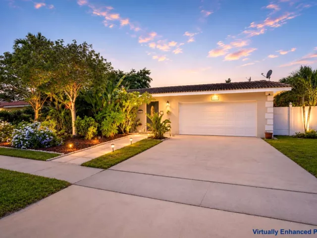 3-bedroom home for sale in Boca Raton - 1207 SW 12th Avenue - MondialRealty
