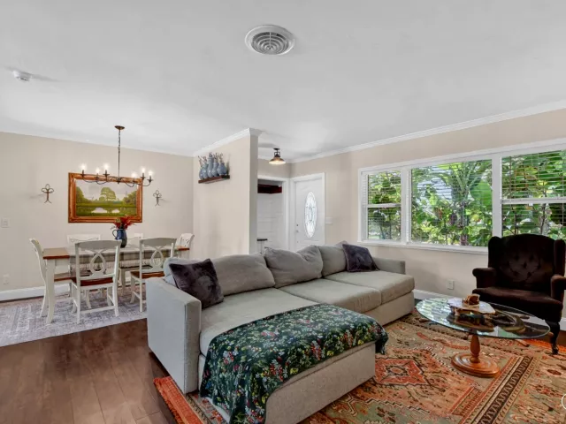 3-bedroom home for sale in Boca Raton - 1207 SW 12th Avenue - MondialRealty