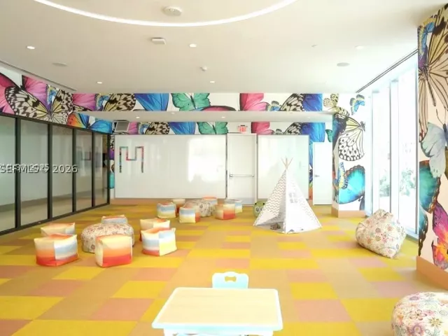 3-bedroom condo for sale in Miami - 700 NE 26th Ter PH-01 - MondialRealty
