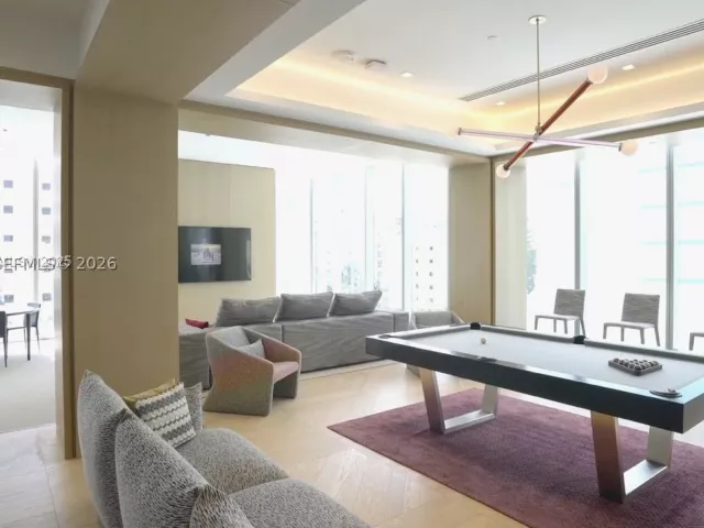 3-bedroom condo for sale in Miami - 700 NE 26th Ter PH-01 - MondialRealty