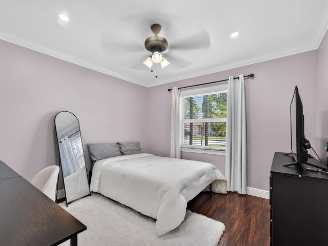 5-bedroom home for sale in Boca Raton - 10941 Granite Street - MondialRealty