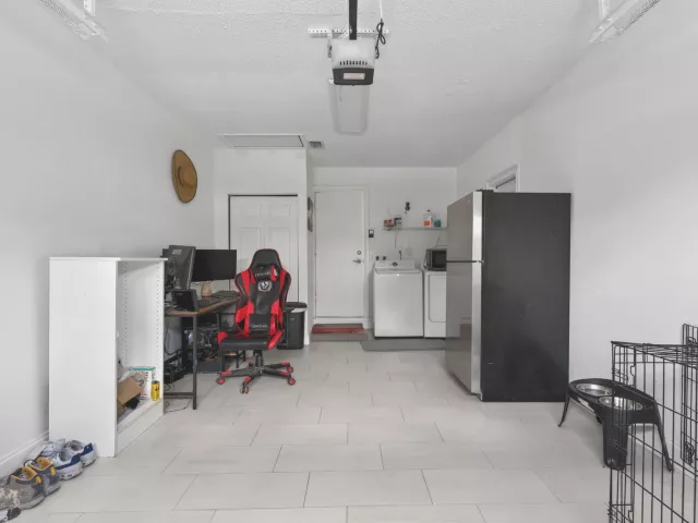 5-bedroom home for sale in Boca Raton - 10941 Granite Street - MondialRealty