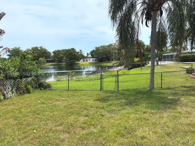 5-bedroom home for sale in Miami - 18715 NE 18th Ave - MondialRealty