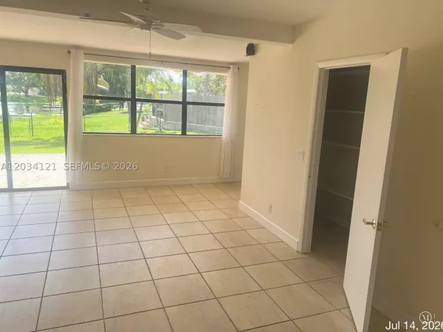 5-bedroom home for sale in Miami - 18715 NE 18th Ave - MondialRealty