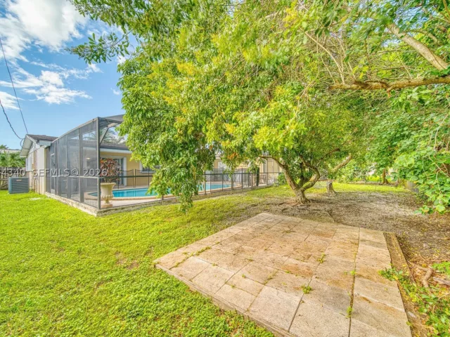 4-bedroom home for sale in Miami - 11331 SW 176 th St - MondialRealty