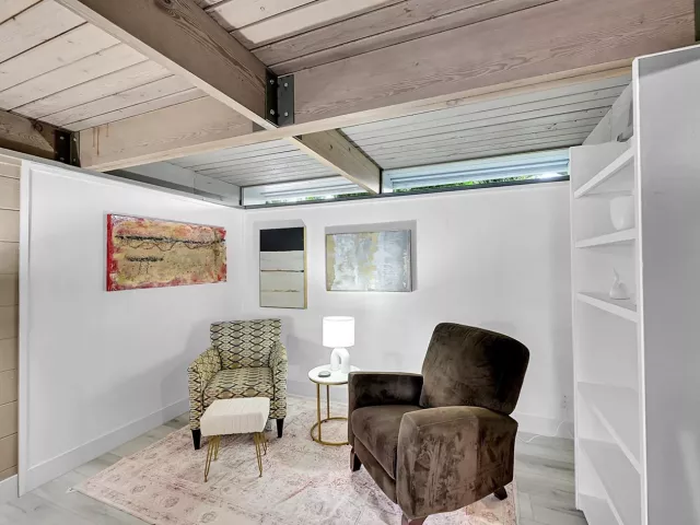 2-bedroom home for rent in Lauderdale By The Sea - 234 Pine Avenue - MondialRealty