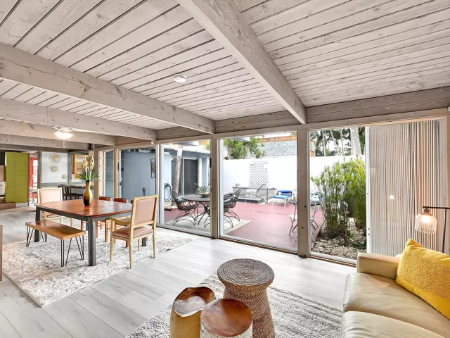 2-bedroom home for rent in Lauderdale By The Sea - 234 Pine Avenue - MondialRealty