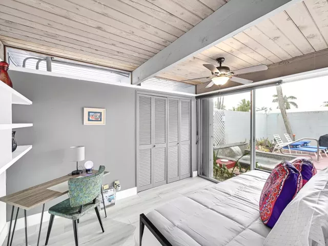 2-bedroom home for rent in Lauderdale By The Sea - 234 Pine Avenue - MondialRealty