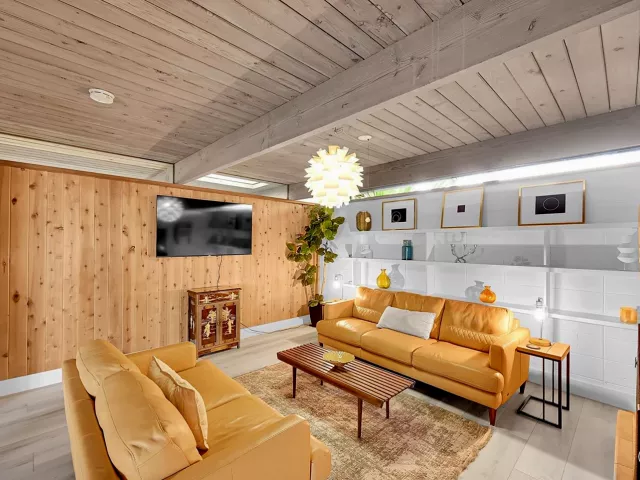 2-bedroom home for rent in Lauderdale By The Sea - 234 Pine Avenue - MondialRealty