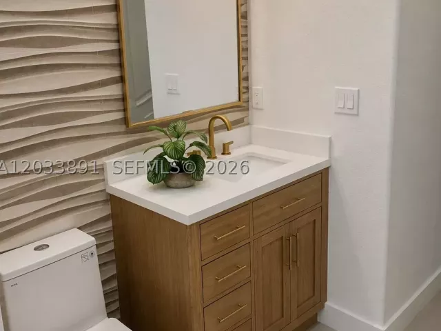 4-bedroom home for sale in Homestead - 23710 SW 214th Pl - MondialRealty