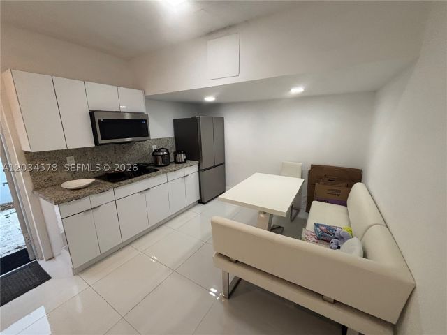 3-bedroom home for rent in Miami - 8143 SW 162nd Path - MondialRealty