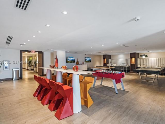 3-bedroom condo for sale in Sunny Isles Beach - 330 Sunny Isles Blvd 5-506 - MondialRealty