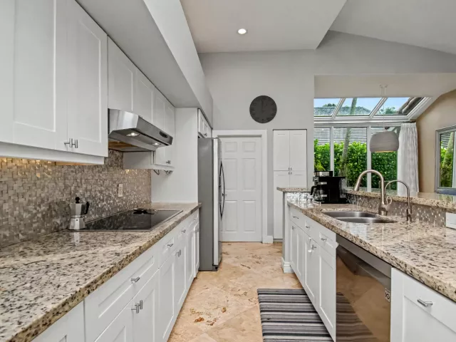 5-bedroom home for rent in Boca Raton - 2653 NW 46th Street - MondialRealty