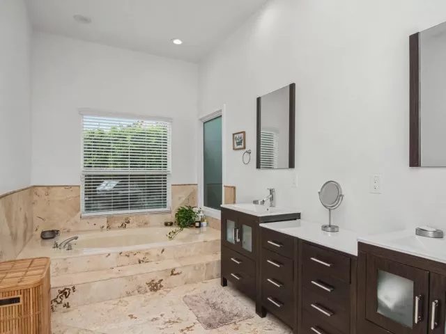 5-bedroom home for rent in Boca Raton - 2653 NW 46th Street - MondialRealty