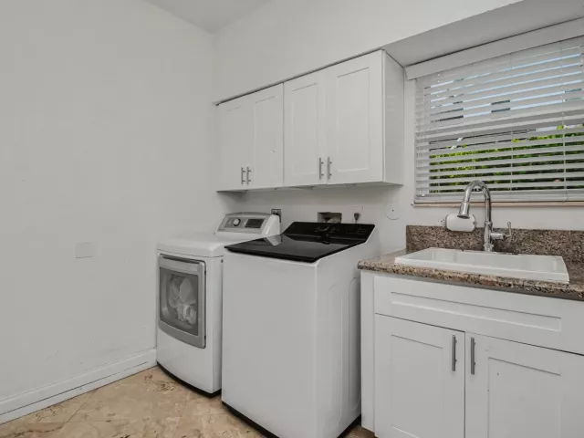 5-bedroom home for rent in Boca Raton - 2653 NW 46th Street - MondialRealty
