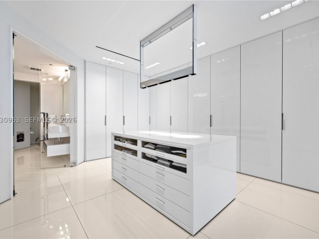 3-bedroom condo for sale in Bal Harbour - 9703 Collins Ave 2000 - MondialRealty